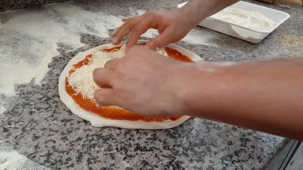 Varm Och Läcker Pizza — Stockfoto