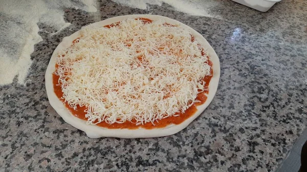 熱くておいしいピザ — ストック写真
