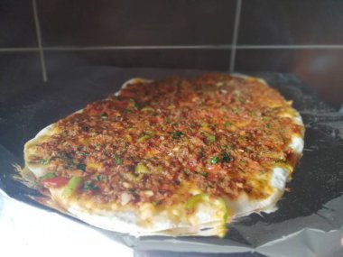 Lezzetli Türk pizzası Lahmacun.
