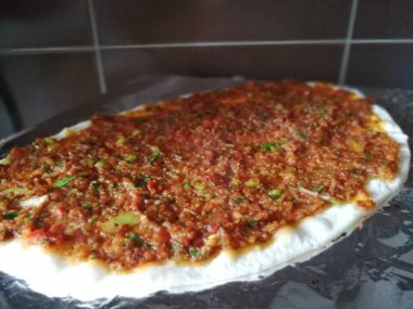 Lezzetli Türk pizzası Lahmacun.