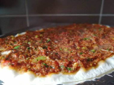 Lezzetli Türk pizzası Lahmacun.