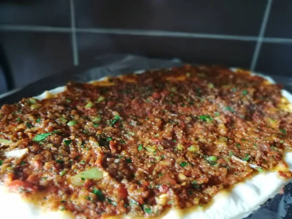 Lezzetli Türk Pizzası Lahmacun — Stok fotoğraf