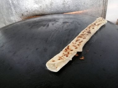 Taze ve sıcak lezzetli turta.