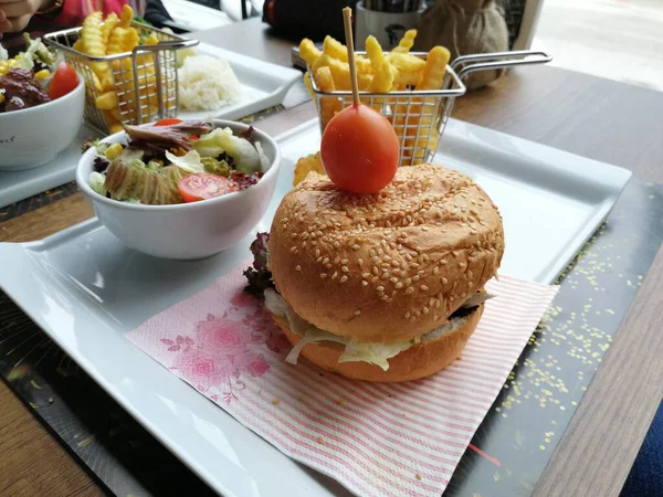 Torta Deliciosa Fresca Quente — Fotografia de Stock