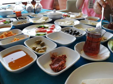 taze ve organik lezzetli açık büfe kahvaltısı