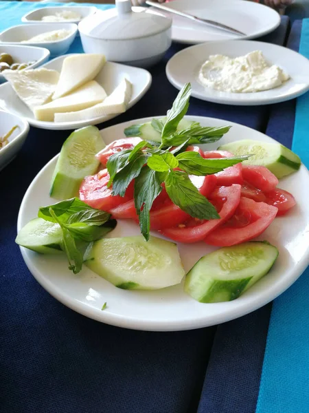 taze ve organik lezzetli açık büfe kahvaltısı