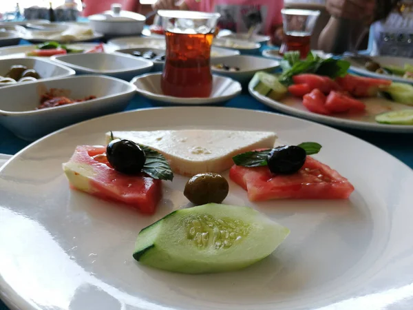 taze ve organik lezzetli açık büfe kahvaltısı