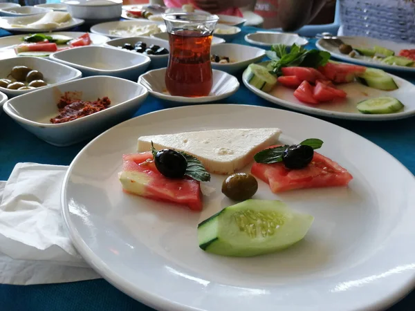 taze ve organik lezzetli açık büfe kahvaltısı