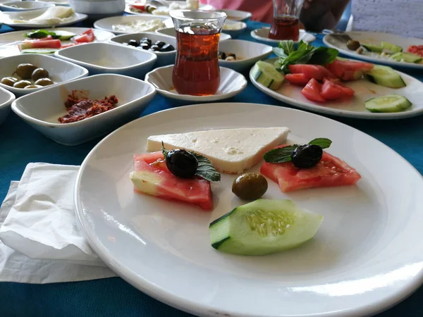 taze ve organik lezzetli açık büfe kahvaltısı