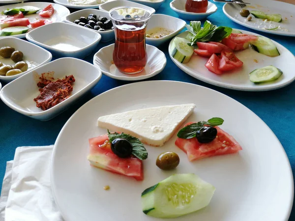 taze ve organik lezzetli açık büfe kahvaltısı