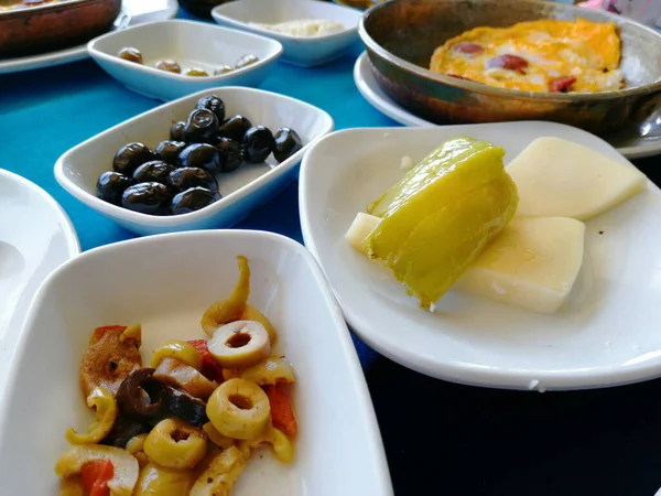 taze ve organik lezzetli açık büfe kahvaltısı