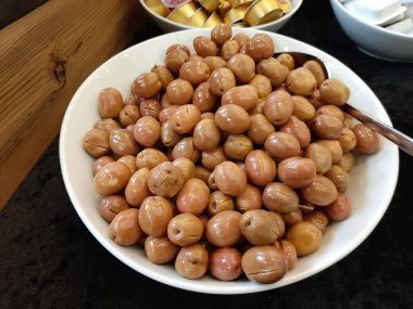 taze ve organik lezzetli zeytin çeşitleri