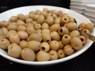 taze ve organik lezzetli zeytin çeşitleri