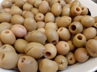 taze ve organik lezzetli zeytin çeşitleri