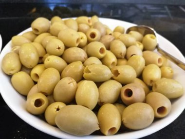 taze ve organik lezzetli zeytin çeşitleri