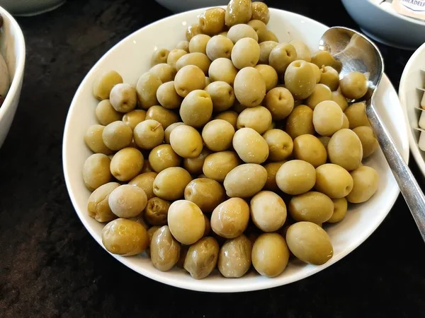 Taze Organik Lezzetli Zeytin Çeşitleri — Stok fotoğraf