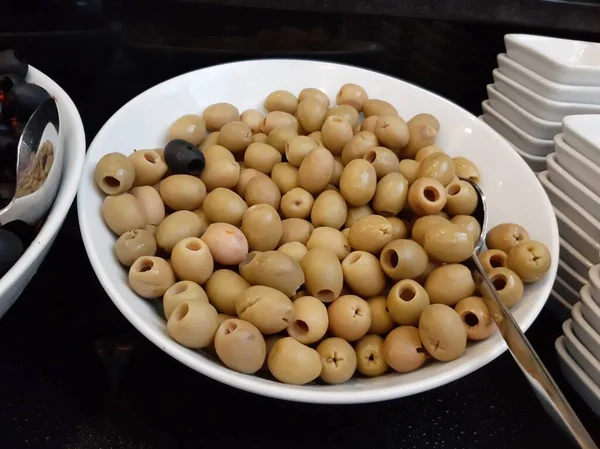 taze ve organik lezzetli zeytin çeşitleri