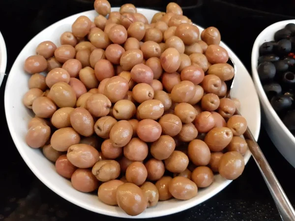 taze ve organik lezzetli zeytin çeşitleri