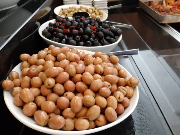 taze ve organik lezzetli zeytin çeşitleri