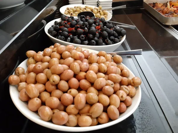 taze ve organik lezzetli zeytin çeşitleri