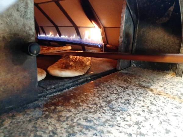Fırından Taze Sıcak Ekmek — Stok fotoğraf