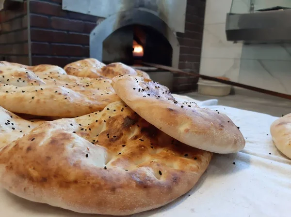 Pane Fresco Caldo Dal Forno — Foto Stock