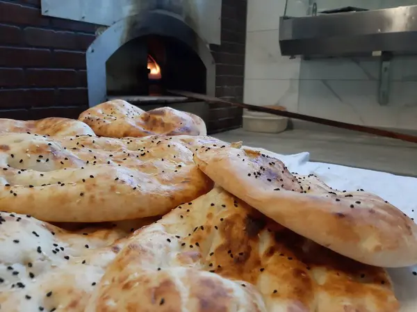 Fresh Hot Bread Oven — Stock Photo, Image