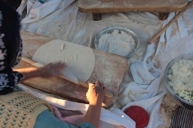 Fırından taze ve sıcak ekmek.