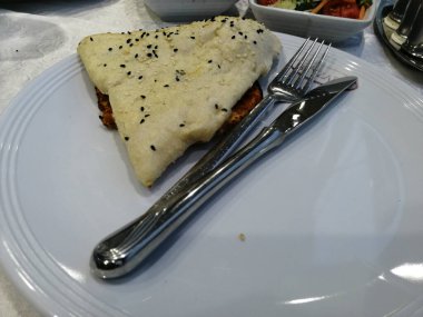 Fırından taze ve sıcak ekmek.