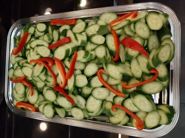 Deliciosas Saladas Feitas Com Legumes Orgânicos — Fotografia de Stock