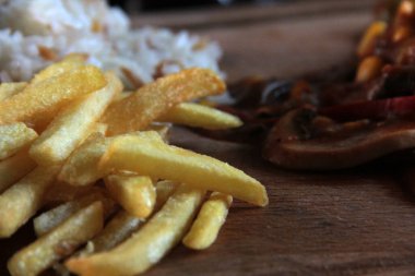 Tabakta lezzetli sebze tabağı