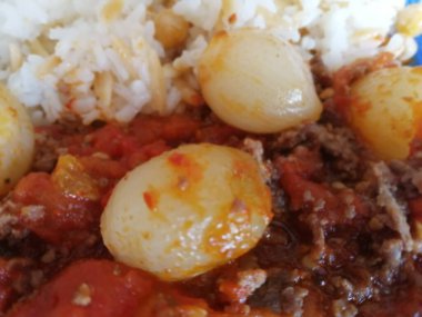 Tabakta lezzetli sebze tabağı