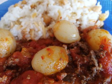 Tabakta lezzetli sebze tabağı