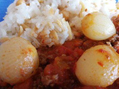 Tabakta lezzetli sebze tabağı