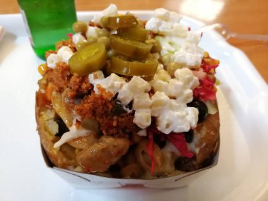 Tabakta lezzetli sebze tabağı