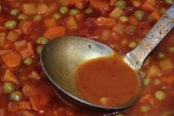 Tabakta lezzetli sebze tabağı