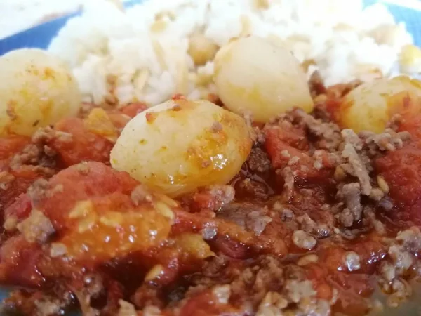 Tabakta lezzetli sebze tabağı