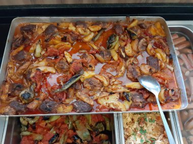 Tabakta lezzetli sebze tabağı