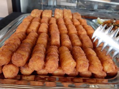 Lezzetli patates ve peynirli kroket