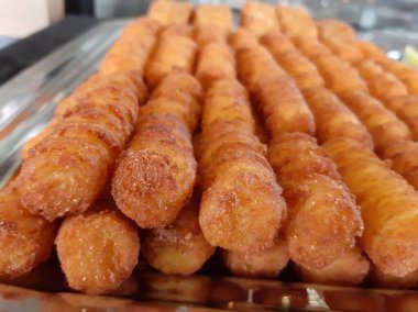 Lezzetli patates ve peynirli kroket