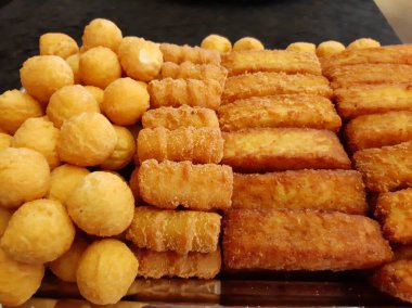 Lezzetli patates ve peynirli kroket