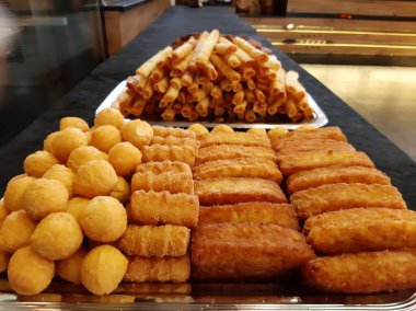 Lezzetli patates ve peynirli kroket