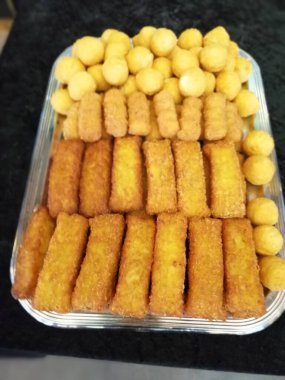 Lezzetli patates ve peynirli kroket