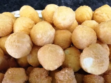 Lezzetli patates ve peynirli kroket