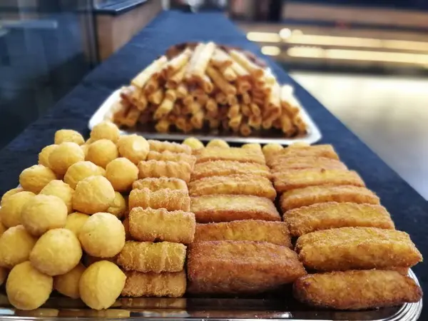 Lezzetli patates ve peynirli kroket