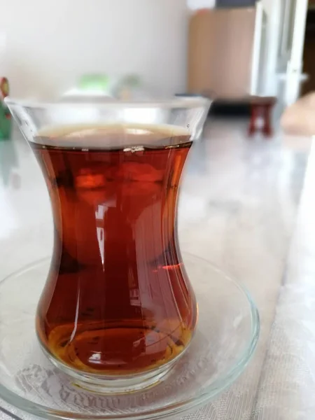 Turecka Herbata Świeżo Zaparzona Szklance Herbaty — Zdjęcie stockowe