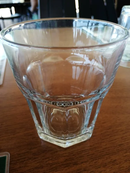 Koud Natuurlijk Water Het Glas — Stockfoto