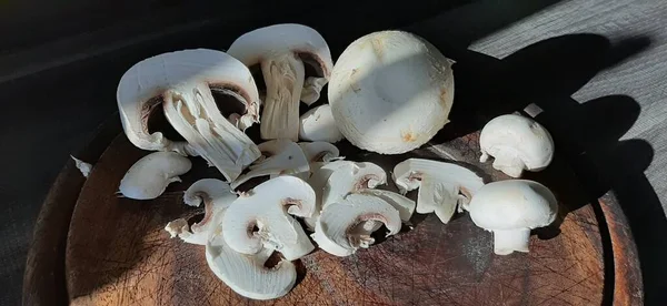 Funghi Freschi Biologici Deliziosi — Foto Stock