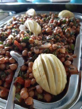 Taze fasulye salatası.