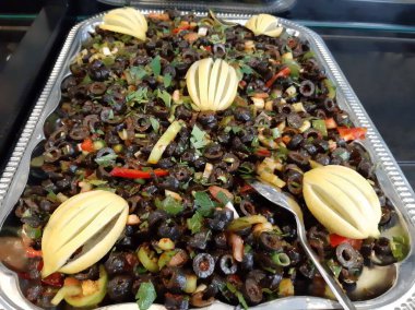 Taze fasulye salatası.